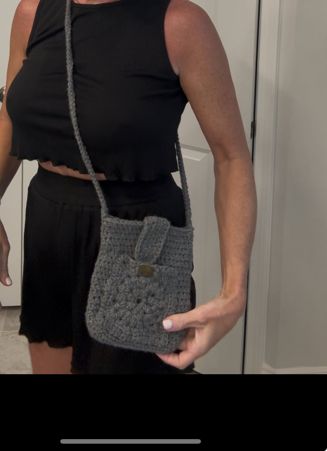 Handmade Crochet Phone bag with Keychain and Airpod Holder