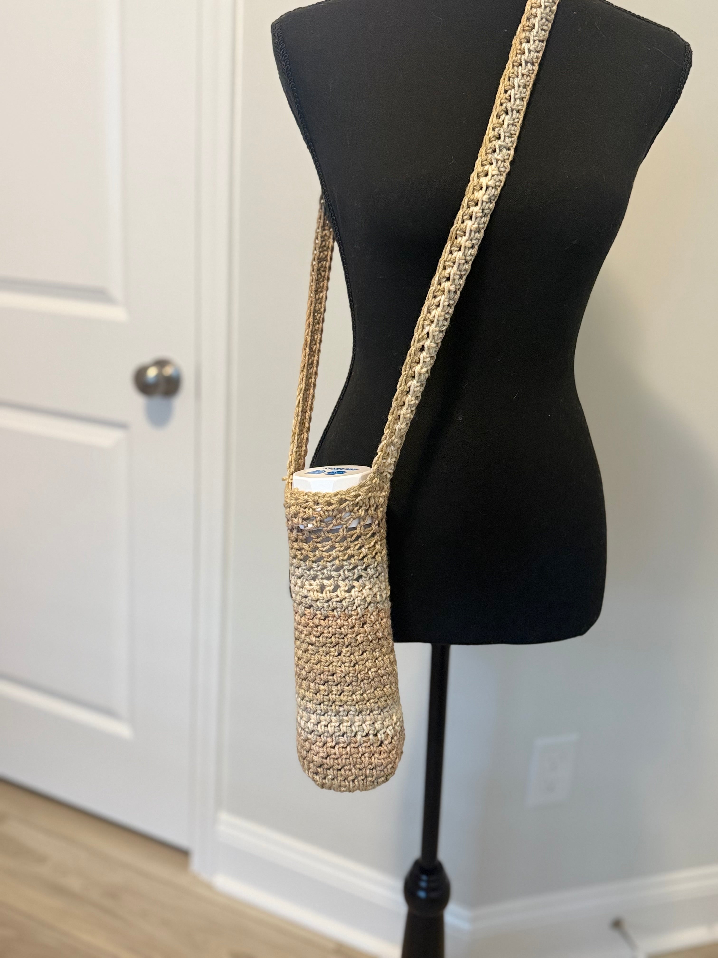 Handmade Crochet Water Bottle/Ice Coffee bag