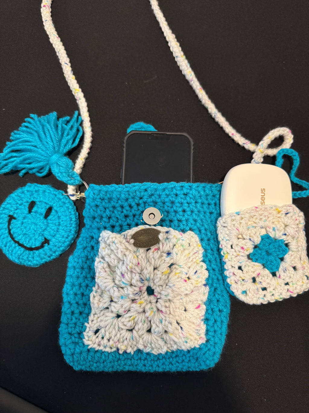 Handmade Crochet Phone bag with Keychain and Airpod Holder