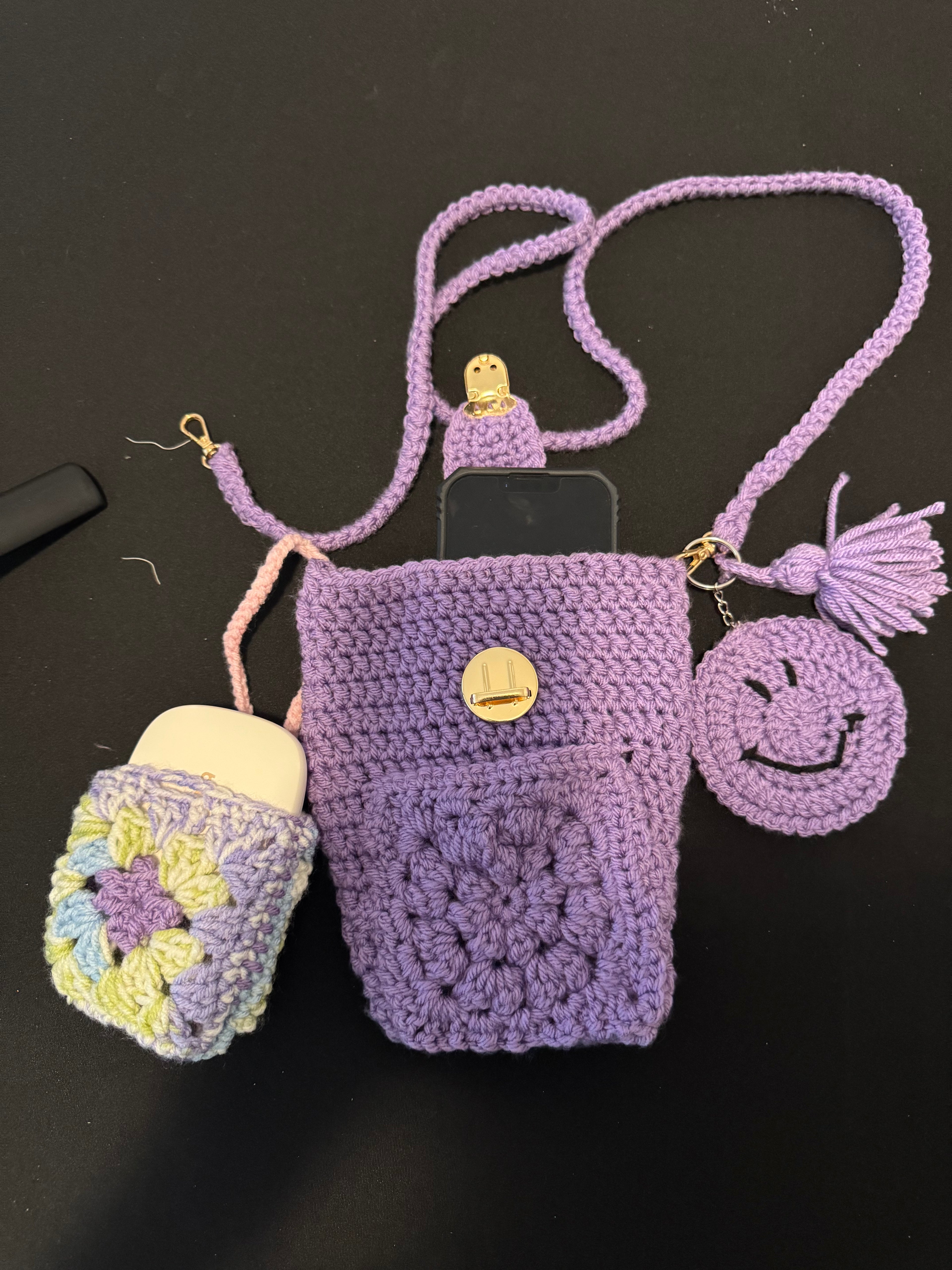 Handmade Crochet Phone bag with Keychain and Airpod Holder